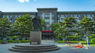 央视国庆晚会播出中传校友尼格买提微电影《青年之美·国之栋梁》